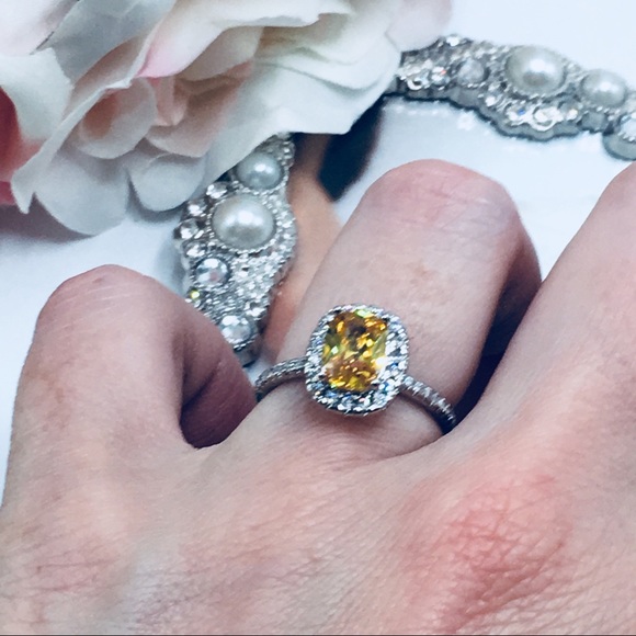 14k white gold halo engagement ring diamond bridal - Picture 6 of 8